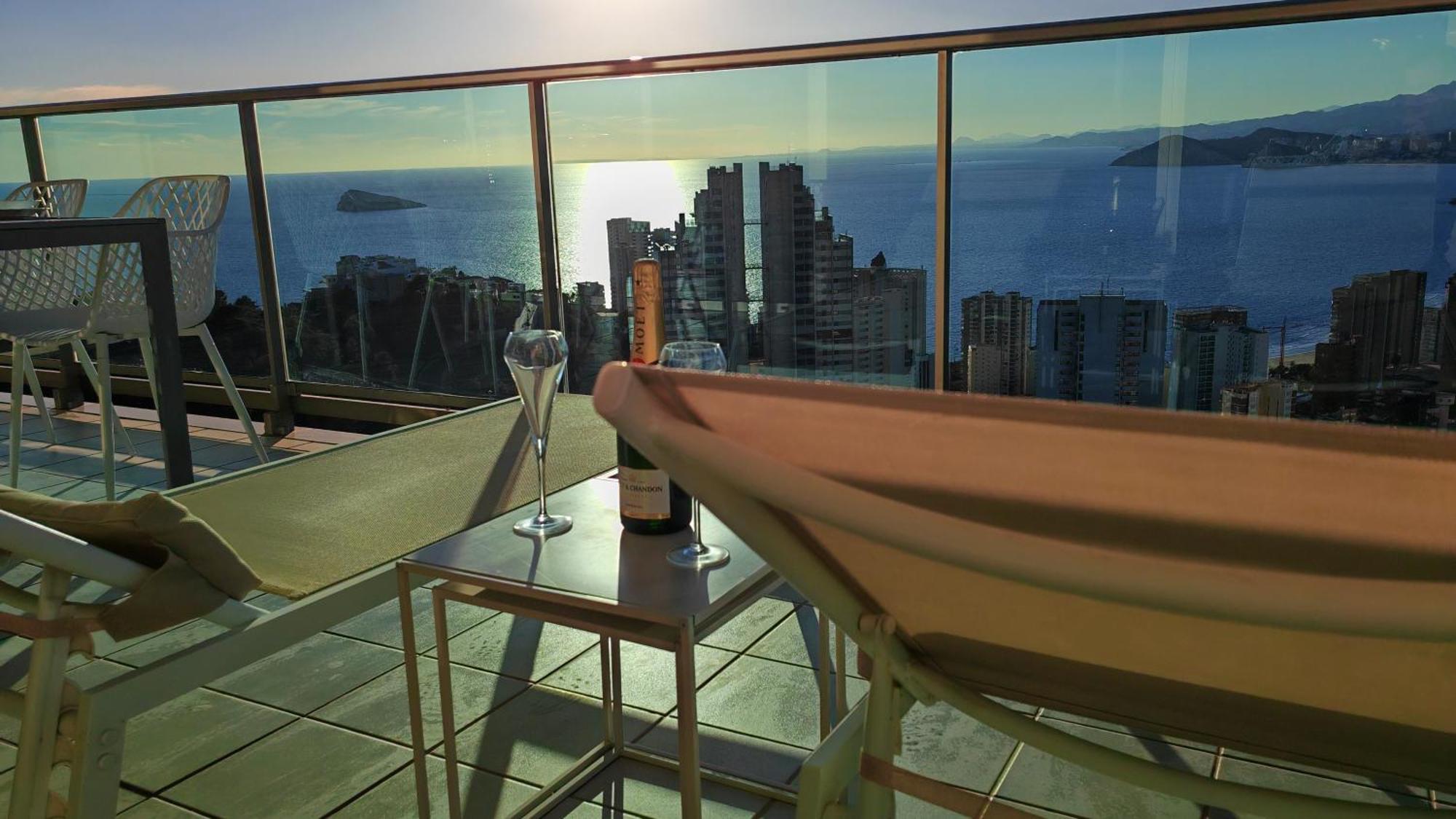 Skyline Floor 28 Sea Views Apartment Benidorm Exterior photo