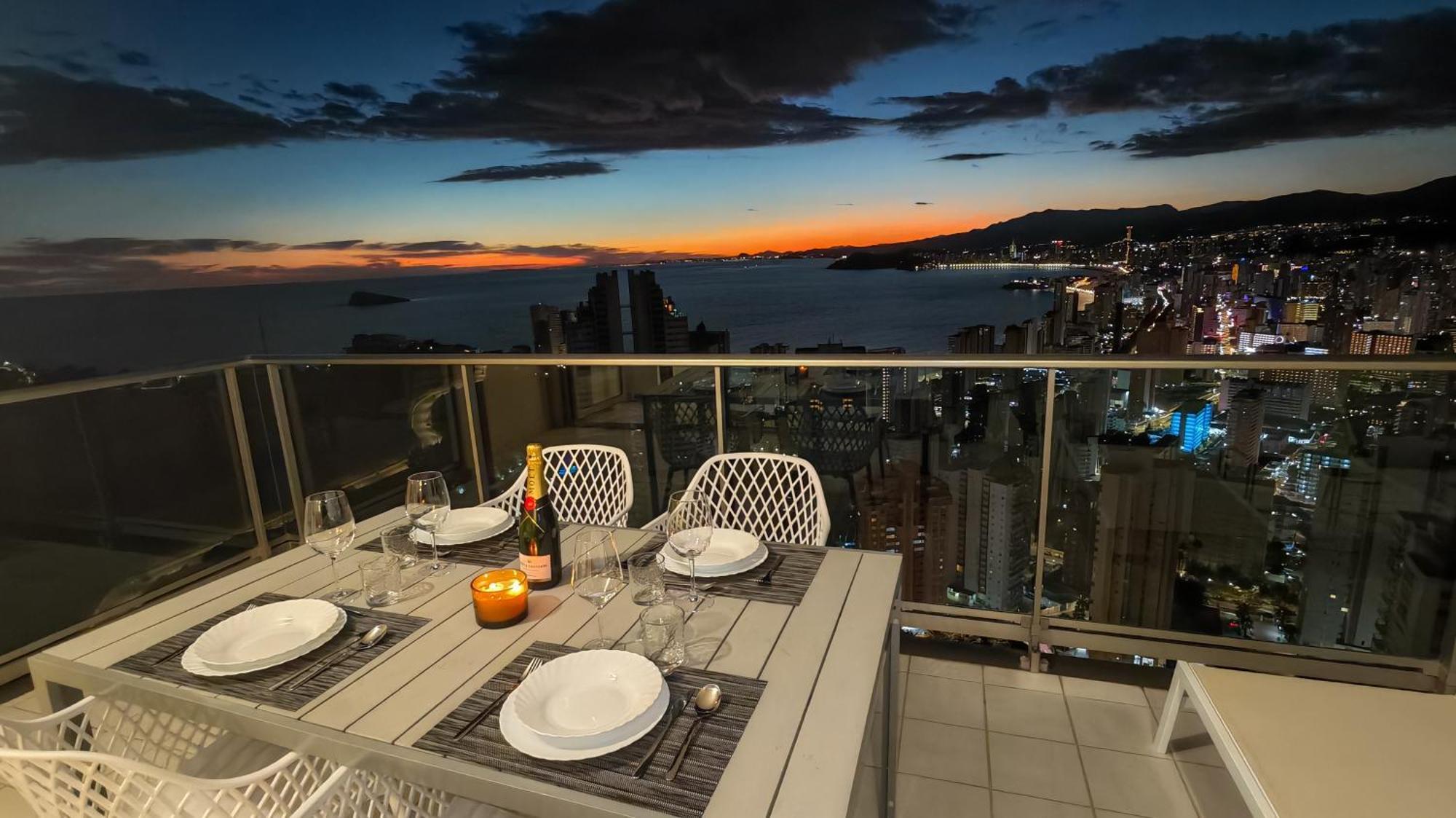Skyline Floor 28 Sea Views Apartment Benidorm Exterior photo
