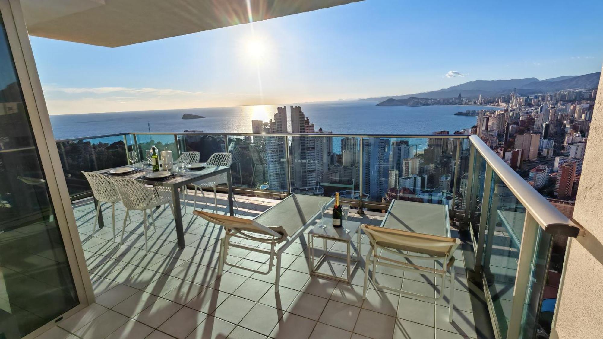 Skyline Floor 28 Sea Views Apartment Benidorm Exterior photo